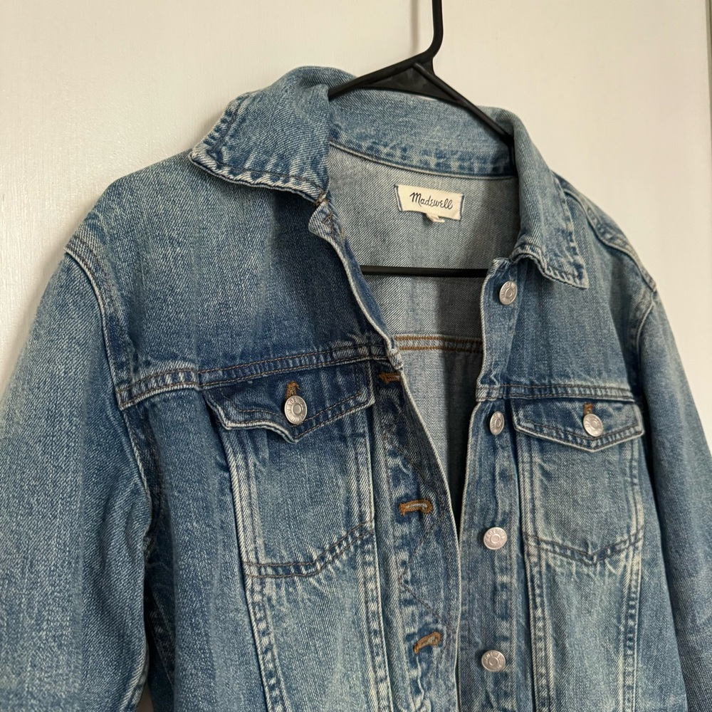 madewell trucker jean jacket